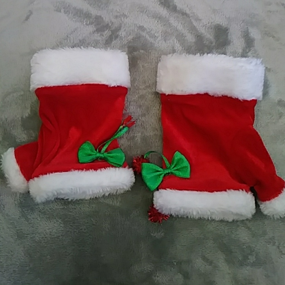 Claire's gloves for Christmas